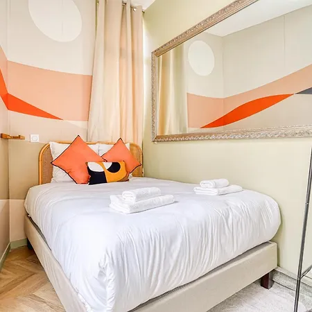 Comfortable 3 With Air Conditioning *