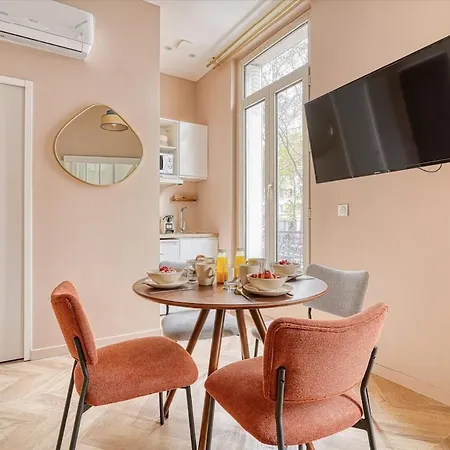Comfortable 3 With Air Conditioning Apartamento París
