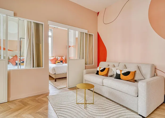 Comfortable 3 With Air Conditioning * Париж